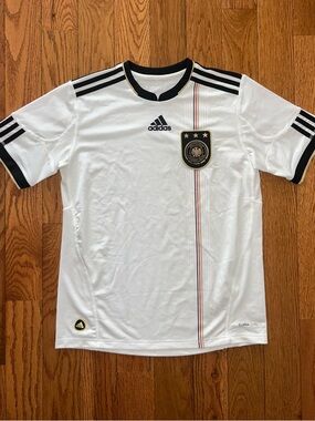 Germany 2010 WC Adidas Jersey Size Large Youth